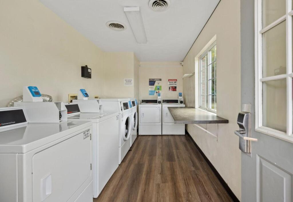Affordable Suites Graham ภายนอก รูปภาพ